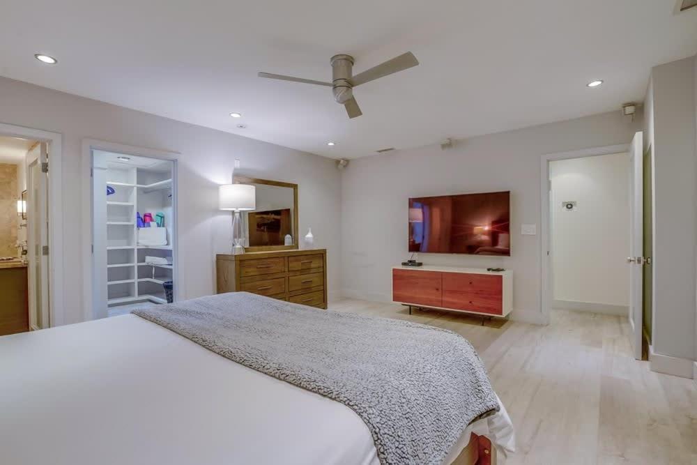 Hollywood Hills Retreat - Private Gym & Steam *